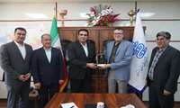 قدردانی مدیریت شعب بانک تجارت استان از دکتر امیری رئیس دانشگاه علوم پزشکی لرستان