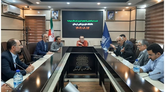 نشست هم اندیشی با اعضا مجمع خیرین سلامت 