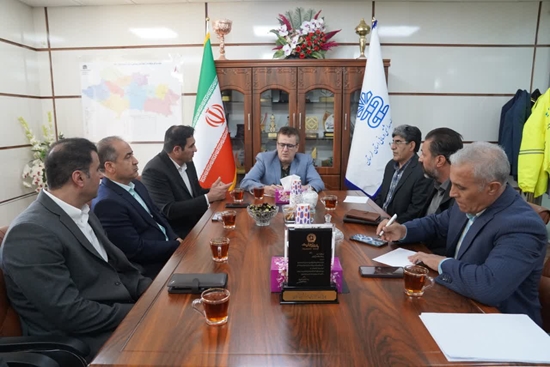 حفظ شأن و کرامت دانشگاهیان در ارائه خدمات بانکی 